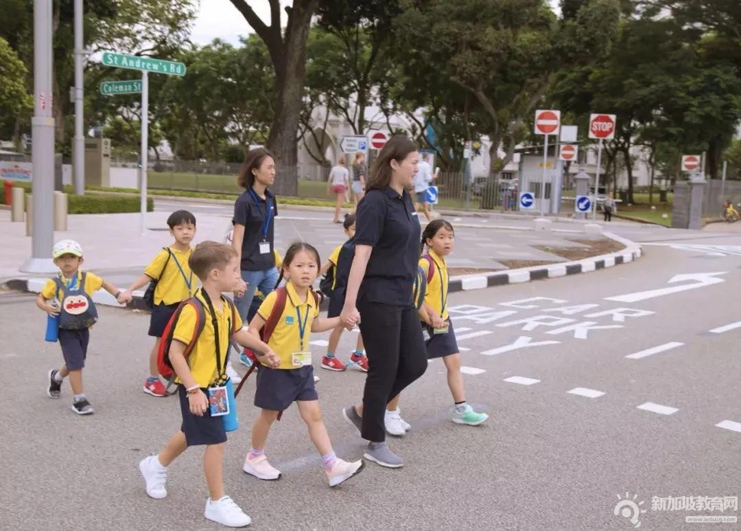 如何让孩子在AEIS备考中抢占先机？AEIS基础能力提升课程秋季班来袭报名ing