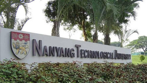 新加坡南洋现代管理学院，新加坡私立大学